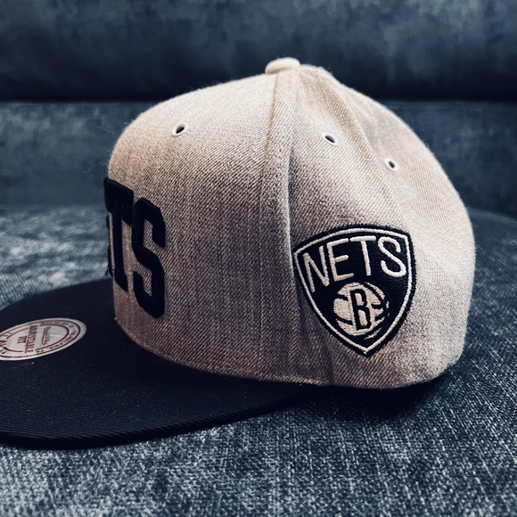 MITCHELL & NESS BROOKLYN NETS SNAPBACK - Picture 3 of 4